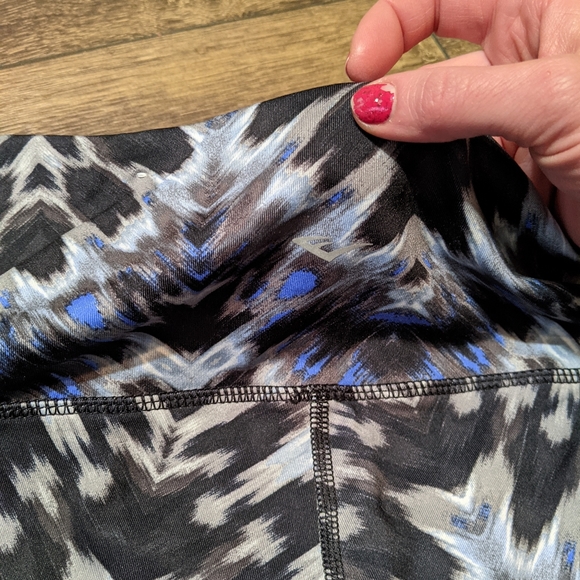 Everlast blue black grey inkblot tights M EUC - Picture 3 of 4